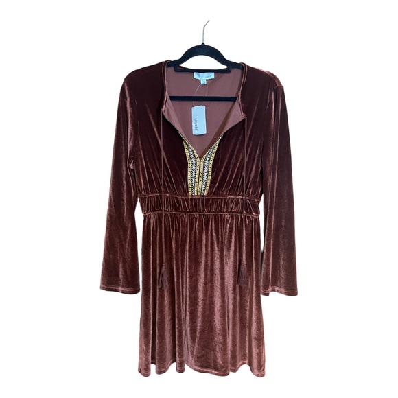 luukse Dresses & Skirts - NWT Luukse brown velvet velour embroidered boho mini dress size large
